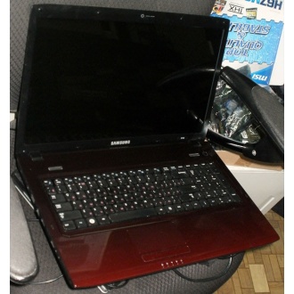 Ноутбук Samsung R780i (Intel Core i3 370M (2x2.4Ghz HT) /4096Mb DDR3 /320Gb /ATI Radeon HD5470 /17.3" TFT 1600x900) - Бердск